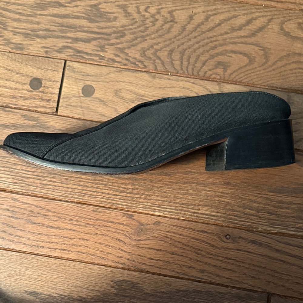 Donald J. Pliner Black Women's Slip Ons - Picture 2 of 3
